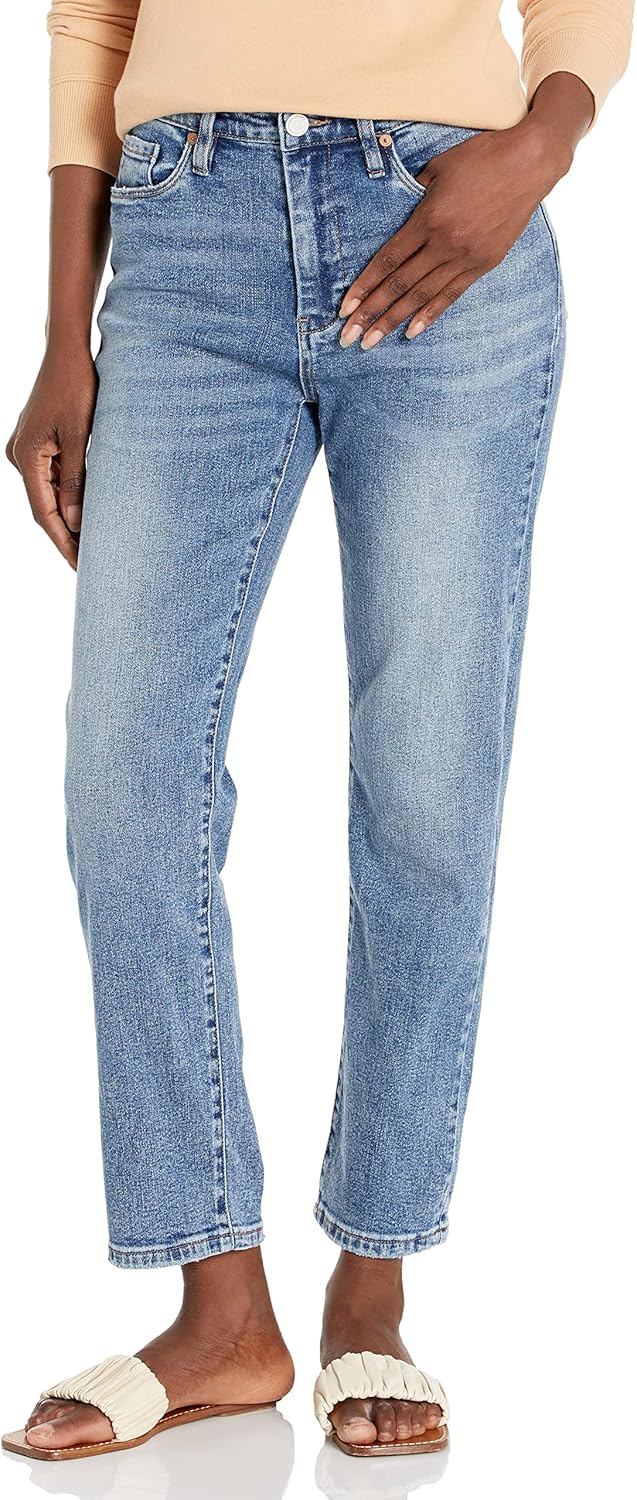 Madison in Saw You There - Image 29